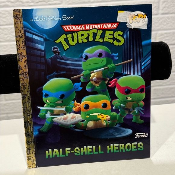 Funko Teenage Mutant Ninja Turtles Half-Shell Heroes Book - Picture 1 of 3